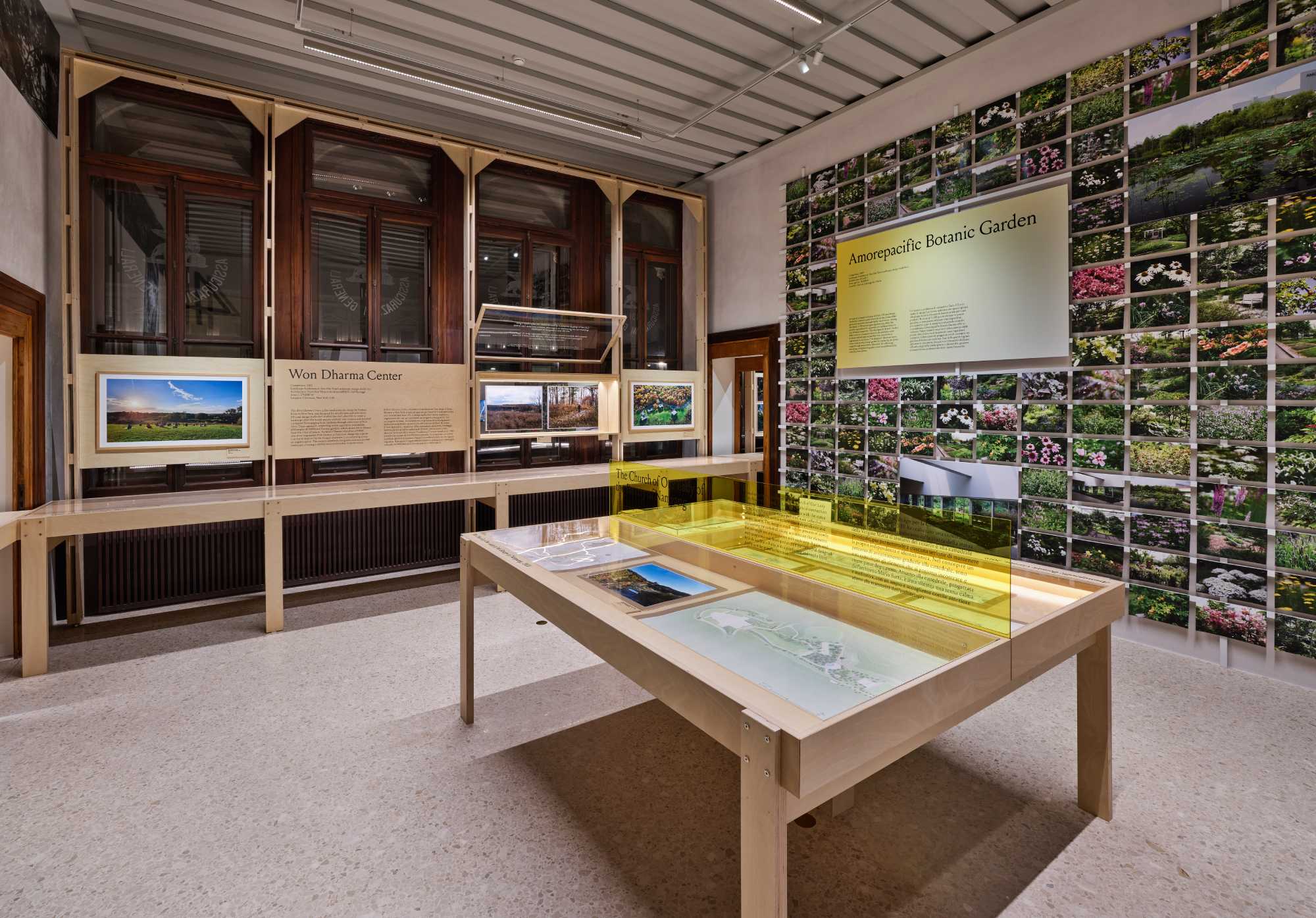 Vista della mostra “For All That Breathes on Earth: Jung Youngsun and Collaborators”, SMAC San Marco Art Centre, Venezia, 2025. Foto: Kim Yongkwan. Per gentile cortesia di MMCA.