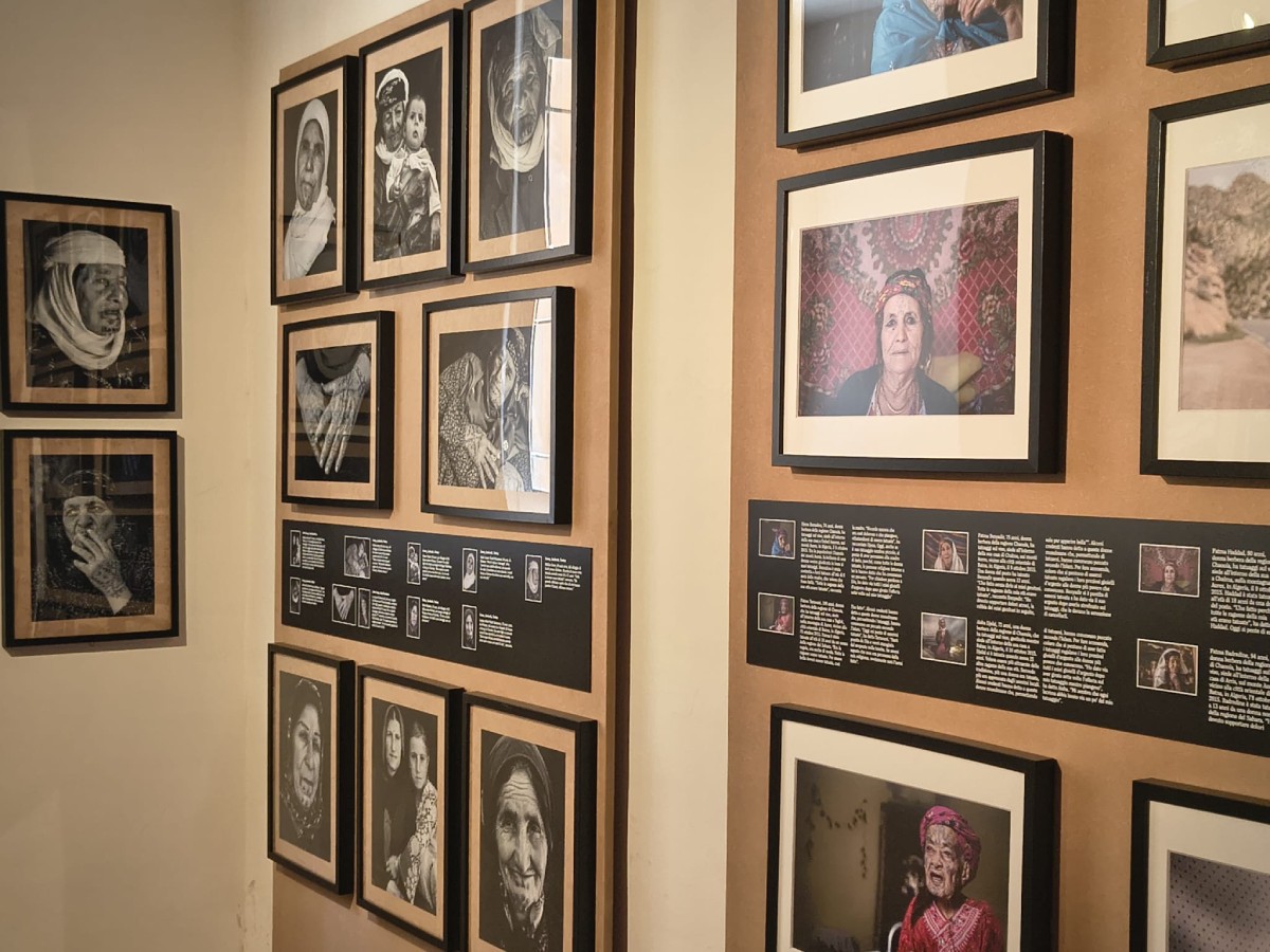 Installation view, Tatuaggi. Storie dal Mediterraneo, Musei Civici di Palazzo Mosca, Pesaro, 2026