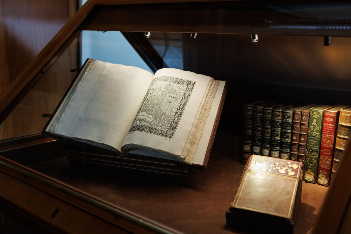 Margherita, prima Regina d’Italia. Storia, cultura e stile tra Palazzo e Biblioteca Reale, Musei Reali di Torino, Biblioteca Reale e Medagliere Reale, 2026, installation view, crediti Giuliano Berti per Musei Reali di Torino