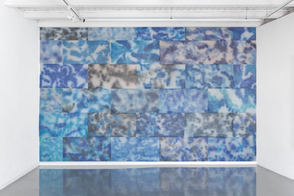 Installation view, Erik Saglia, Fly-by, Museo d’Arte Contemporanea di Cavalese, 2026, ph. Nicola Morittu