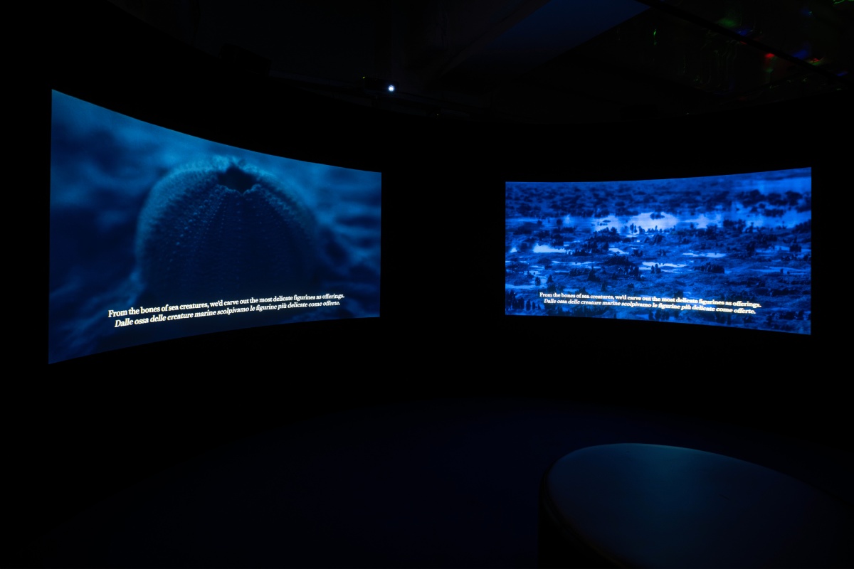 Installation view, mostra di Charmaine Poh, Deutsche Bank “Artist of the Year” 2025 MUDEC ©julehering