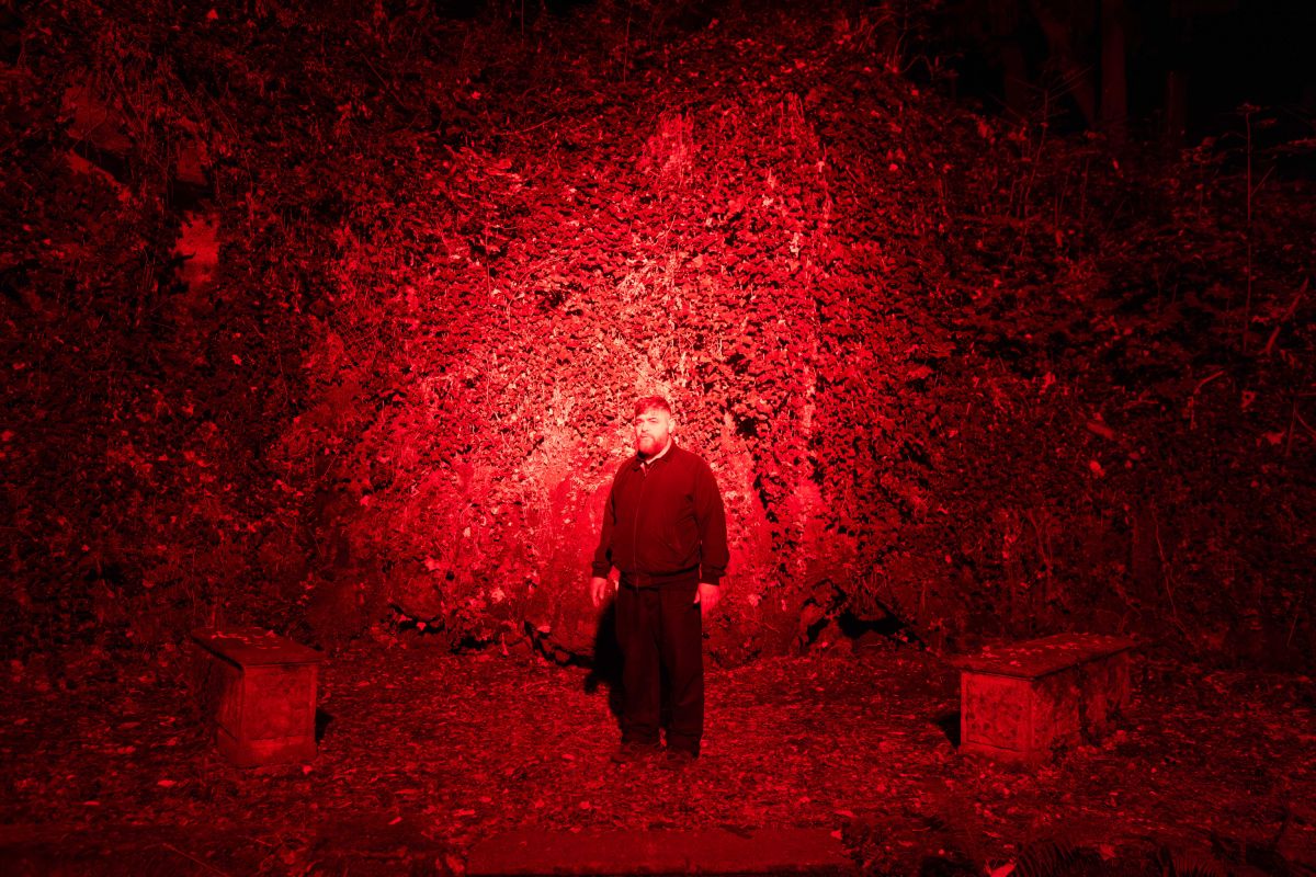 Jacopo Benassi, installation view, Immagine di luce, 2026, ph Francesco Capitani, courtesy of Associazione VIA