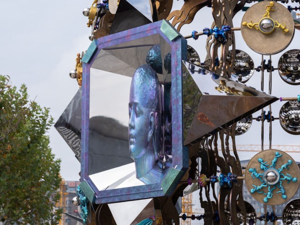 Wallace Chan, Vessels of Other Worlds, Long Museum Preview, Birth Sculpture, 2025, photo credit Tian Fang Fang