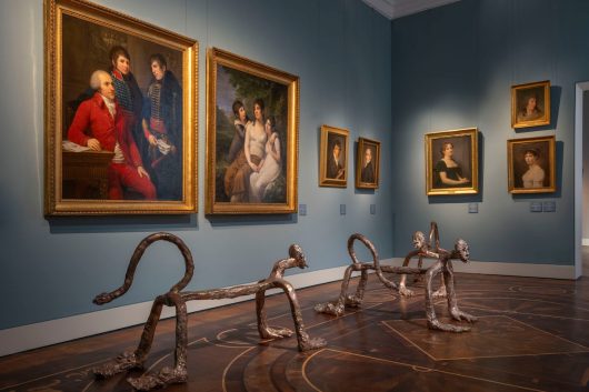 Anna Boghiguian, “The four faces of a man”, GAM, Galleria d’Arte Moderna, Milano, 2025 - Courtesy l’artista, Fondazione Henraux e GAM, Galleria d’Arte Moderna, ph Nicola Gnesi 2