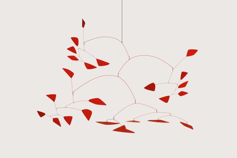 Alexander Calder, Quatre systèmes rouges, Louisiana Museum of Moder Art, Ph credit Louisiana Museum of Moder Art /Poul Buchard / Brondum & Co, ©Calder foundation, New Tork /Artist Rights Society (ARS), New York - Courtesy MASI Lugano