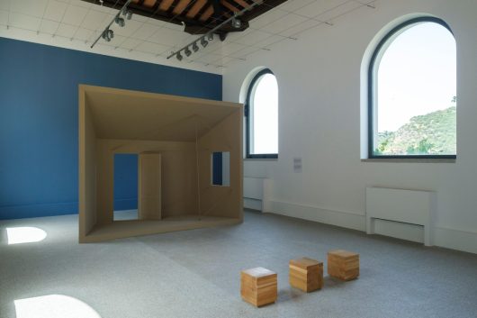 Installation view, Nivola, Colombo e lo spazio intorno, Museo Nivola, Orani, 24 luglio - 25 ottobre 2026, Ph. © Andrea Mignogna
